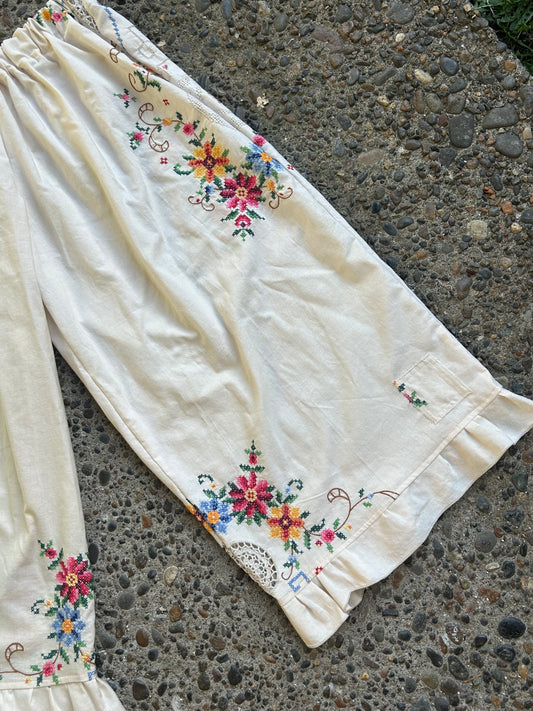Handmade Bloomers: Embroidered