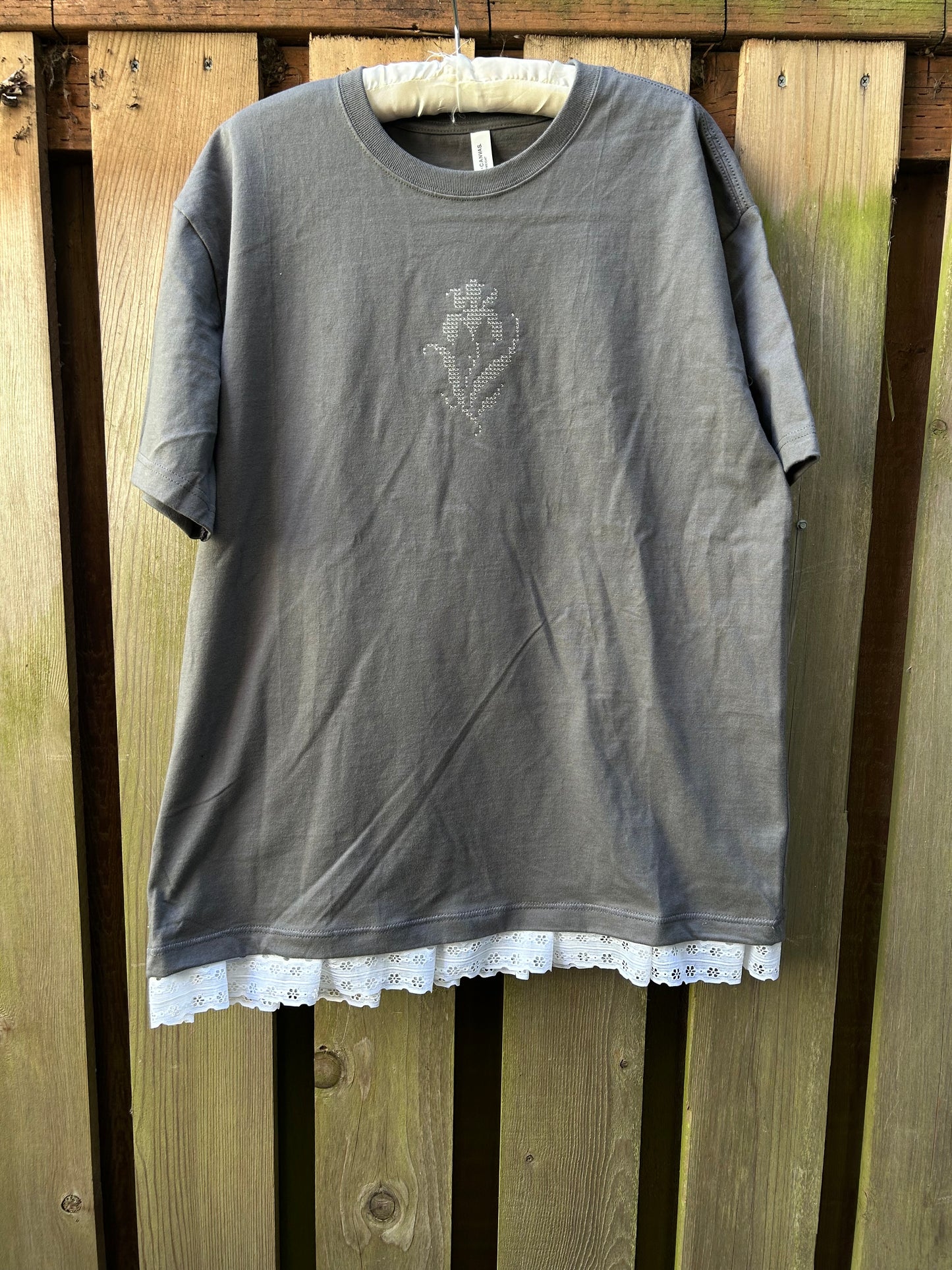 Lacey Iris Tee