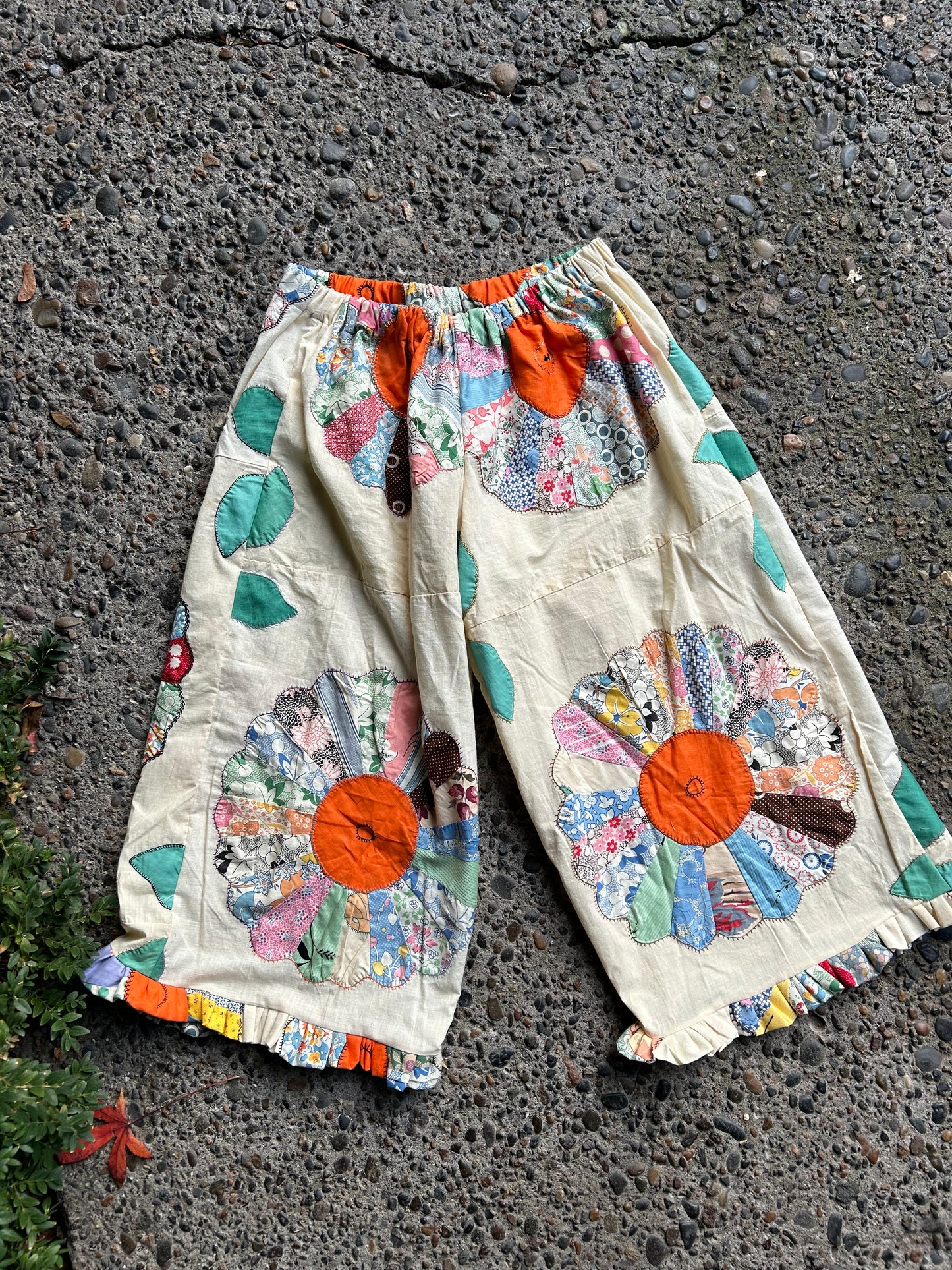 Handmade Bloomers: Dresden Plate