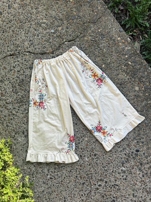 Handmade Bloomers: Embroidered