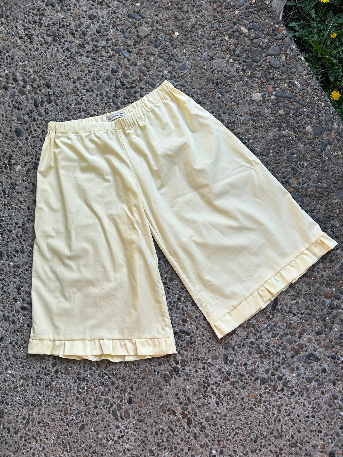 Handmade Bloomers: Buttermilk