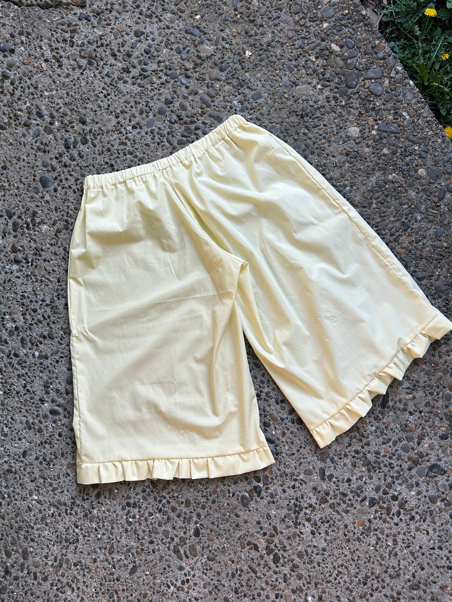 Handmade Bloomers: Buttermilk