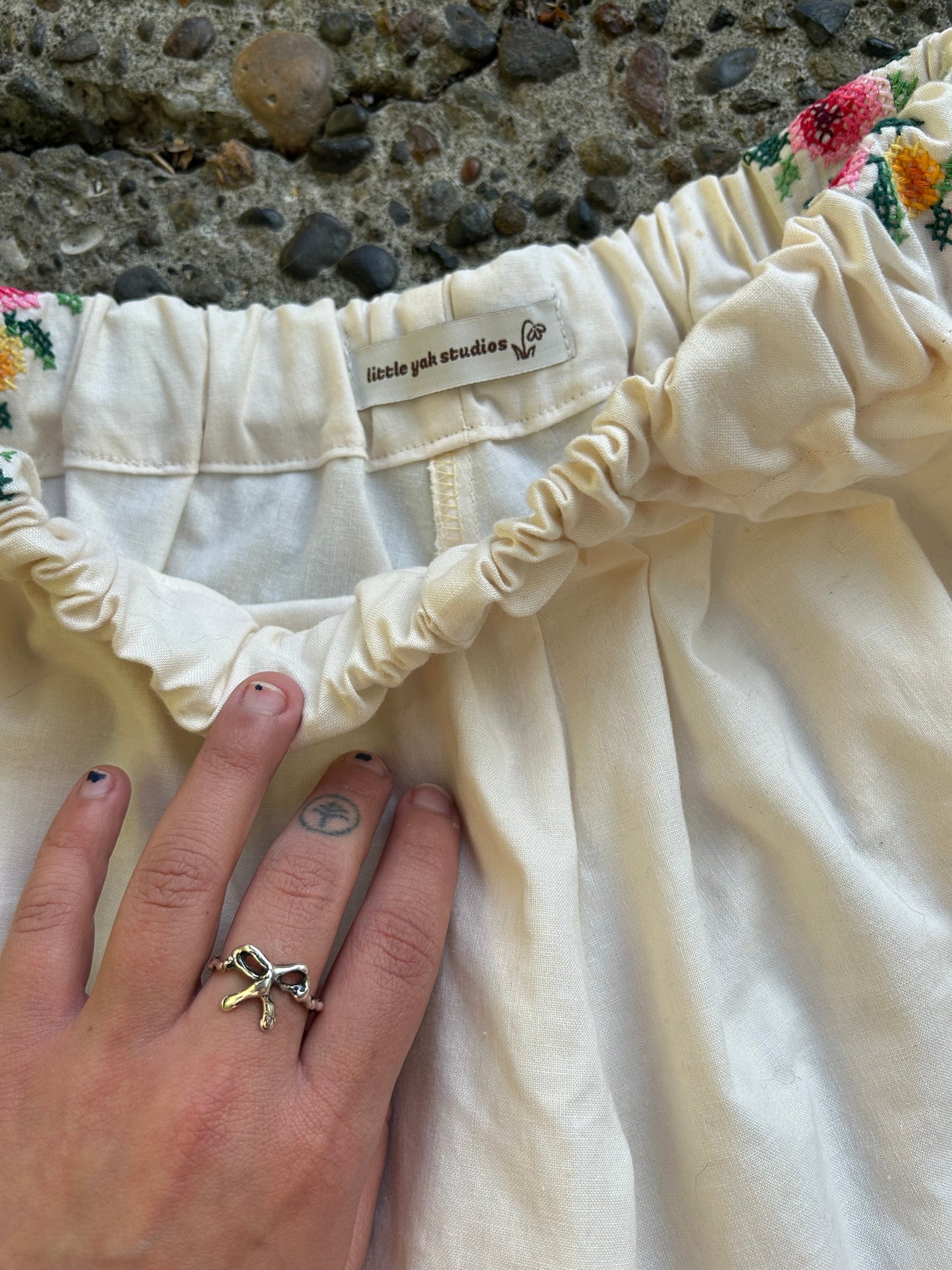Handmade Bloomers: Embroidered