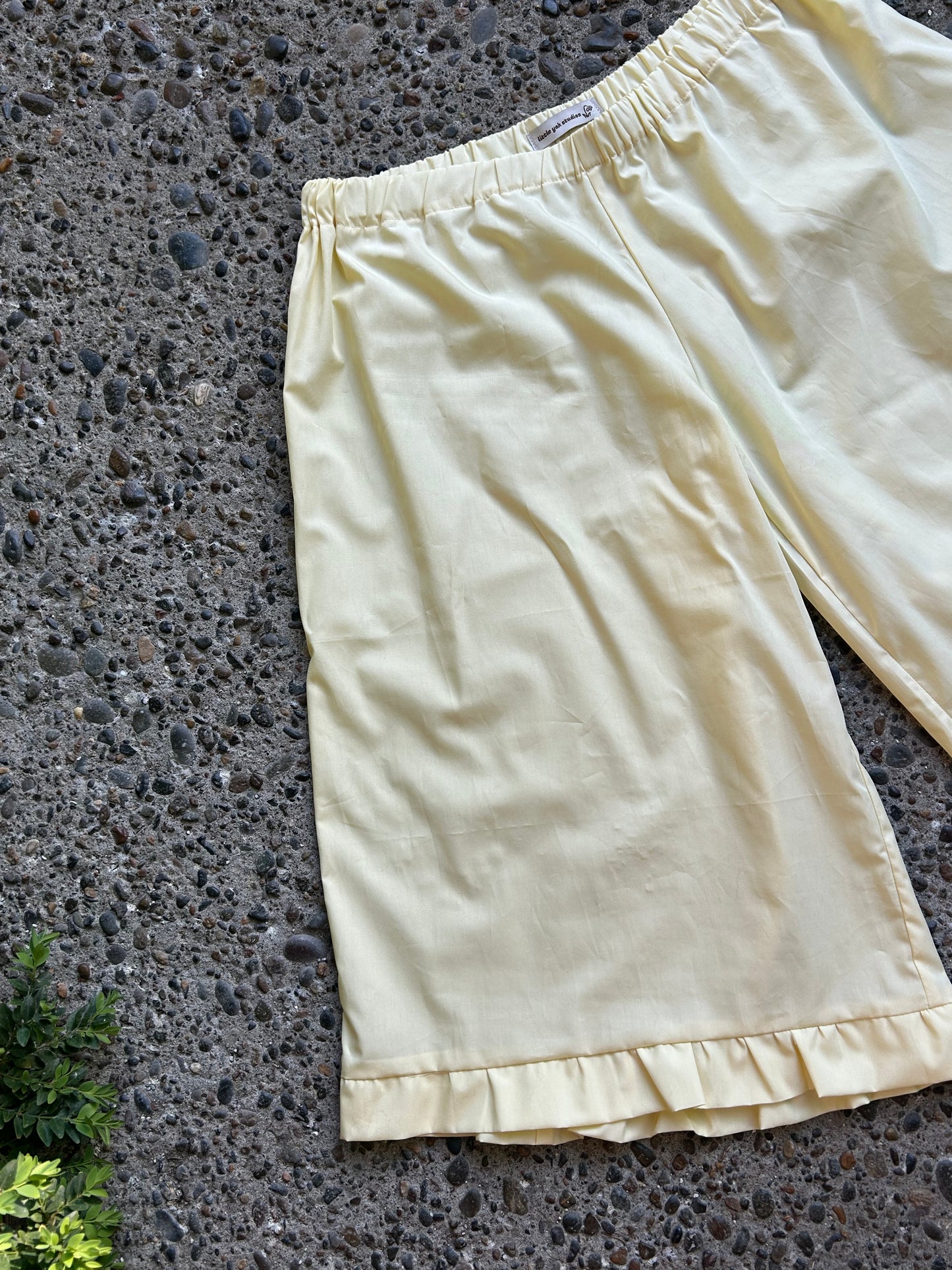 Handmade Bloomers: Buttermilk